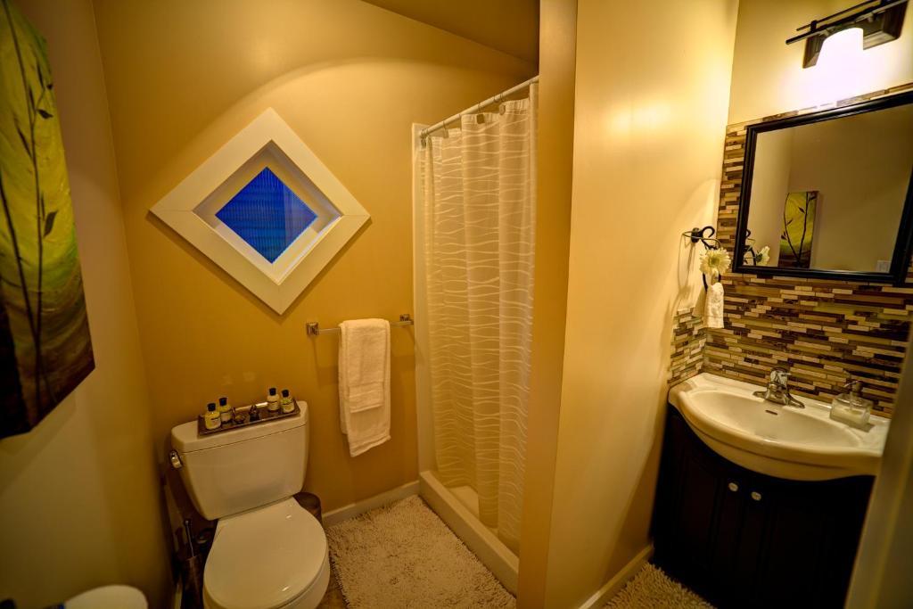Shawnigan Suite B & B Shawnigan Lake Стая снимка