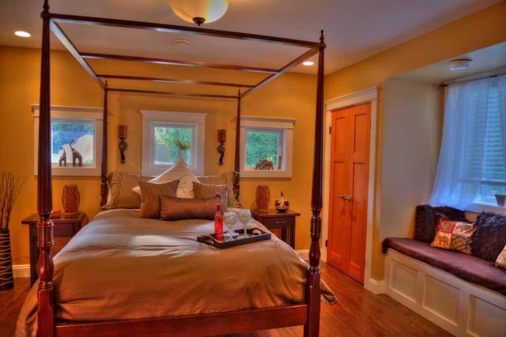 Shawnigan Suite B & B Shawnigan Lake Стая снимка