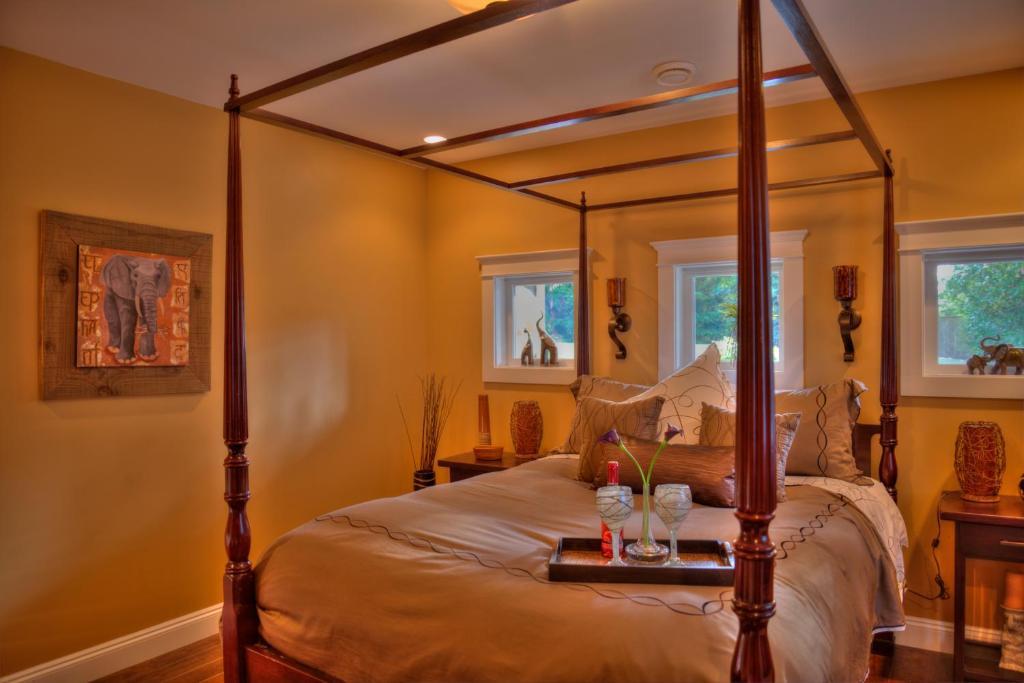 Shawnigan Suite B & B Shawnigan Lake Стая снимка