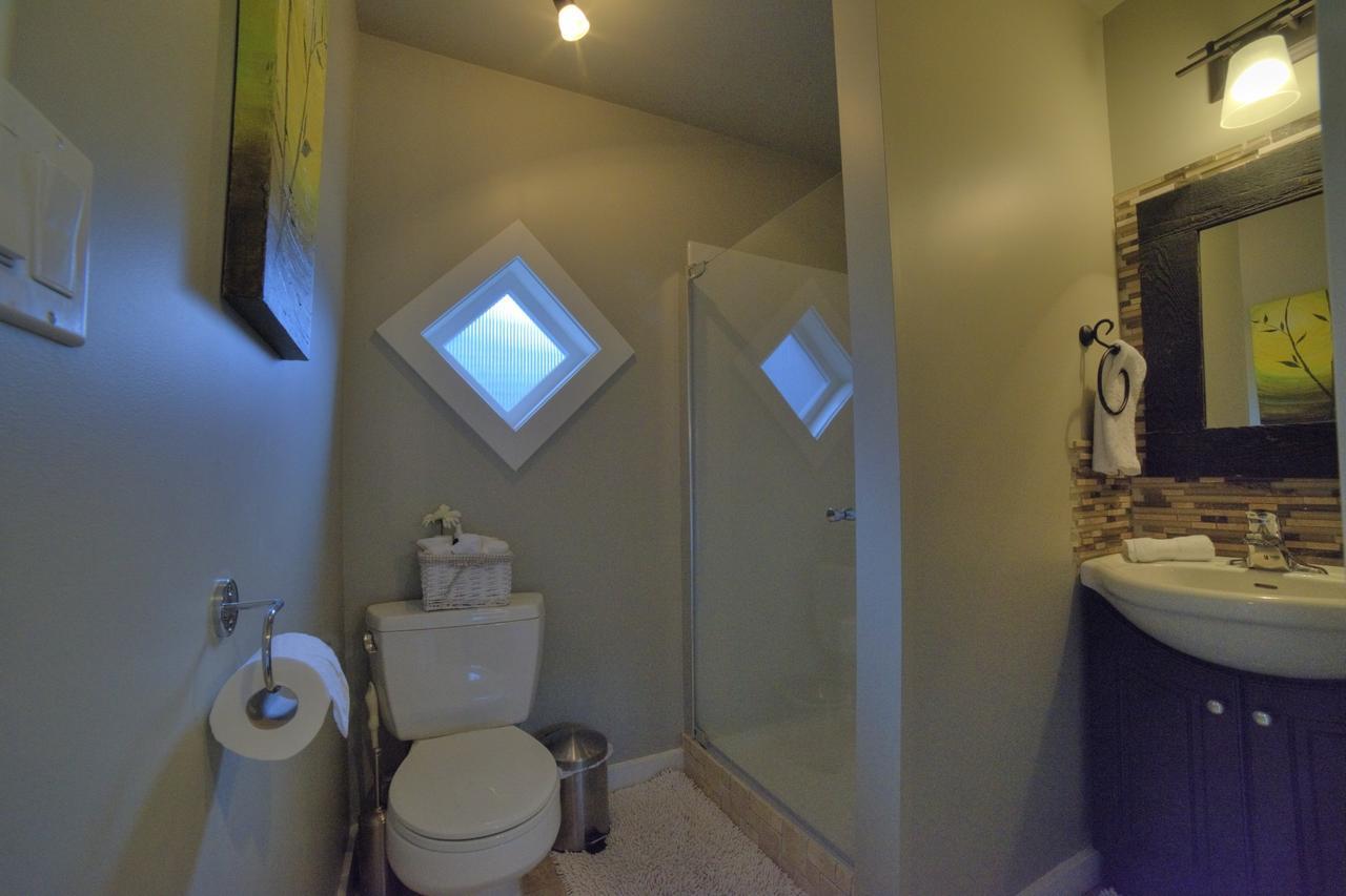 Shawnigan Suite B & B Shawnigan Lake Екстериор снимка