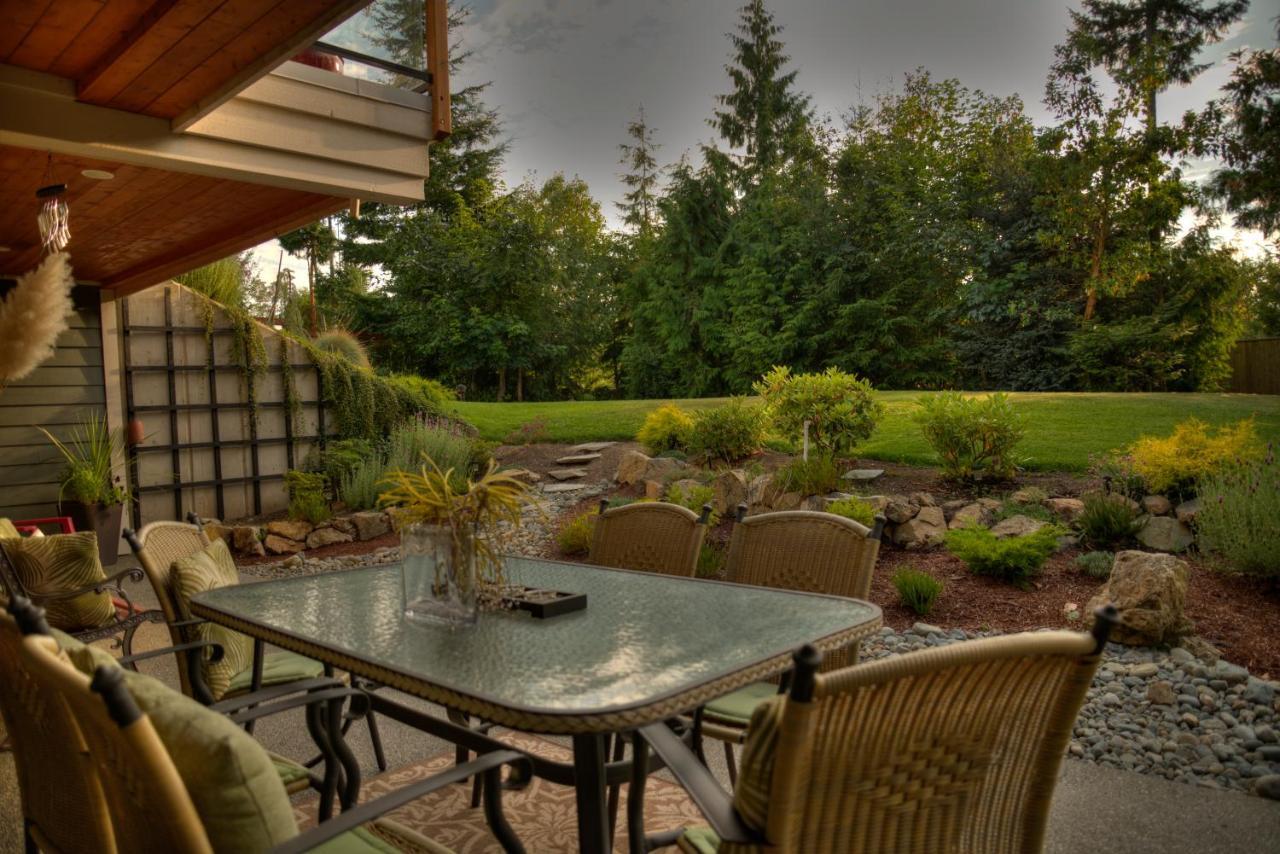 Shawnigan Suite B & B Shawnigan Lake Стая снимка